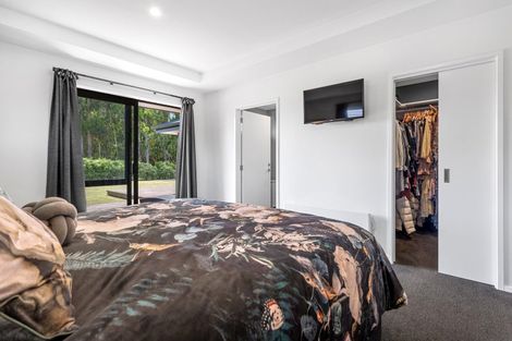 Photo of property in 11 Woodlaw Crescent, Prebbleton, 7604