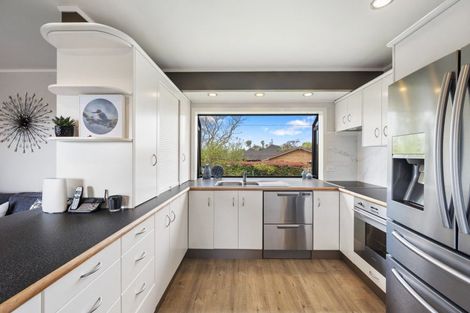 Photo of property in 8 Estelle Place, Farm Cove, Auckland, 2012