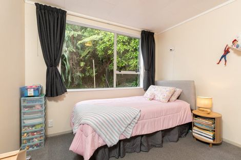 Photo of property in 1/7 Venus Place, Whitby, Porirua, 5024
