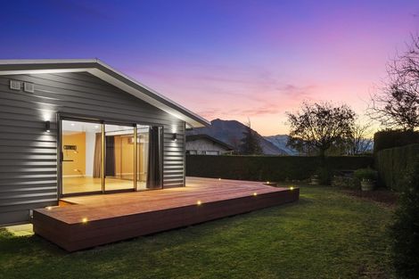 Photo of property in 116 Aubrey Road, Wanaka, 9305