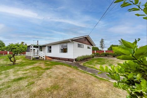 Photo of property in 25 Churchill Street, Waipukurau, 4200