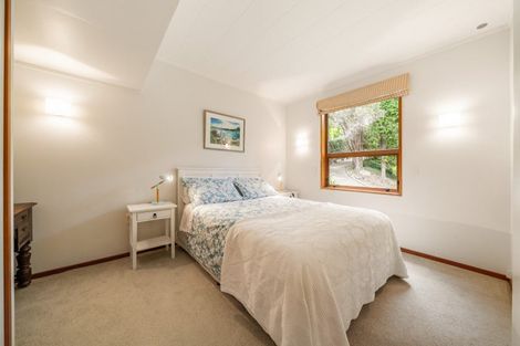 Photo of property in 13 Bayview Road, Paremata, Porirua, 5024