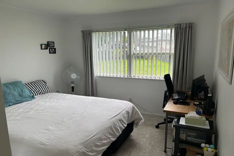 Photo of property in 7 Hobart Crescent, Wattle Downs, Auckland, 2103