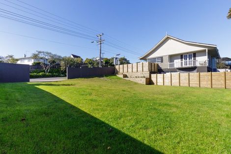 Photo of property in 186 Mangorei Road, Merrilands, New Plymouth, 4312