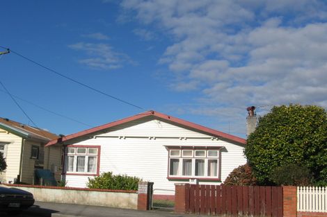 Photo of property in 24 Riddlers Crescent, Petone, Lower Hutt, 5012