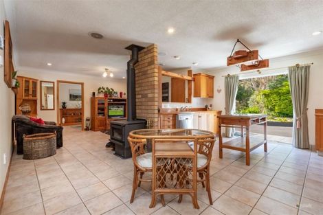 Photo of property in 1423 Akatarawa Road, Akatarawa Valley, Upper Hutt, 5372