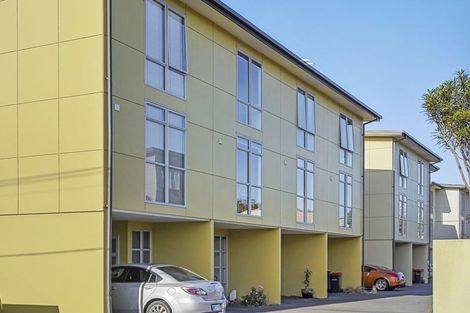 Photo of property in 2/54 Champion Street, Edgeware, Christchurch, 8013