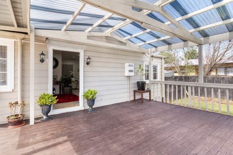 Photo of property in 2/13 Templeton Place, Clendon Park, Auckland, 2103