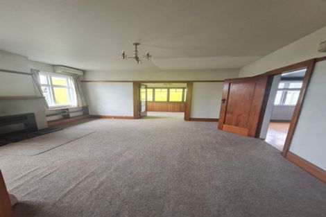 Photo of property in 100 Shakespeare Road, Waltham, Christchurch, 8023