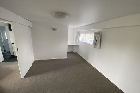 Photo of property in 20 Marina View Drive, West Harbour, Auckland, 0618