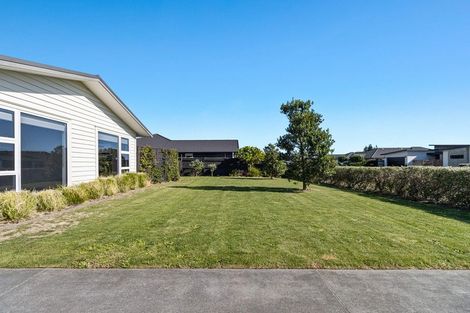 Photo of property in 10 Wentworth Lane, Waiwhakaiho, New Plymouth, 4312