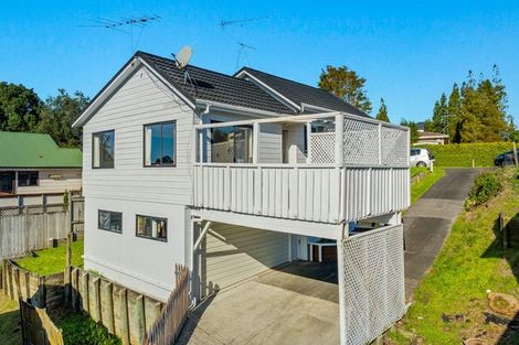 Photo of property in 1/13a Kitewao Street, Northcote, Auckland, 0627