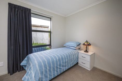 Photo of property in 16 Shere Lane, Linton, Palmerston North, 4472