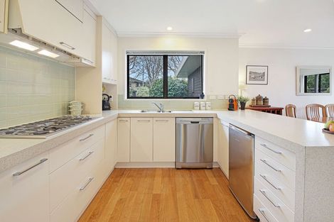 Photo of property in 15 Witbrock Crescent, Burnside, Christchurch, 8053