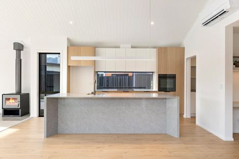 Photo of property in 70 Longview Drive, Lake Hawea, 9382