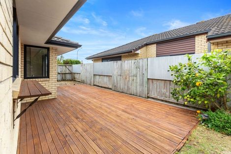 Photo of property in 35 Golden Sands Drive, Papamoa Beach, Papamoa, 3118