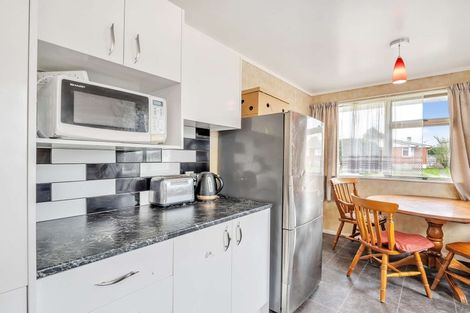 Photo of property in 13 Mccorkindale Street, Feilding, 4702