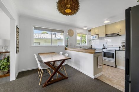 Photo of property in 16 Rosendale Avenue, Spotswood, New Plymouth, 4310