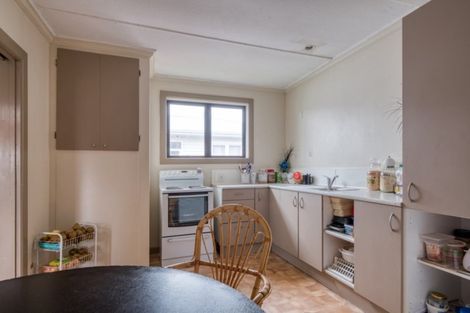 Photo of property in 16 Tolerton Avenue, Elgin, Gisborne, 4010