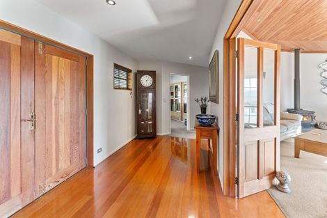 Photo of property in 165 Totara View Road, Wakefield, 7095