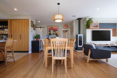 Photo of property in 211 Old Coach Road, Mahana, Upper Moutere, 7173