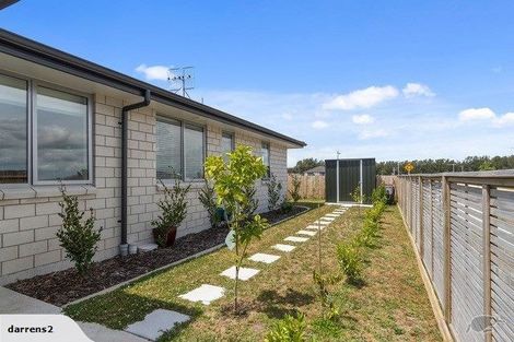 Photo of property in 2 Plantation Way, Papamoa, 3118