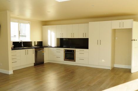 Photo of property in 16 Tweed Street, South Hill, Oamaru, 9400