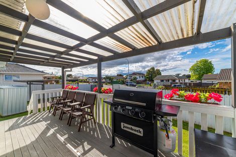 Photo of property in 1/35 Kopara Place, Clendon Park, Auckland, 2103