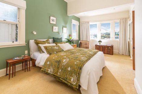 Photo of property in 16 Mariri Road, Kelburn, Wellington, 6012