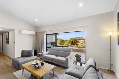 Photo of property in 16 Mylindas Road, Whakatiwai, Miranda, 2473