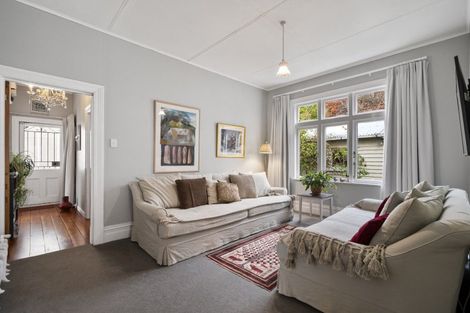 Photo of property in 89 Bridge Street, Bulls, 4818