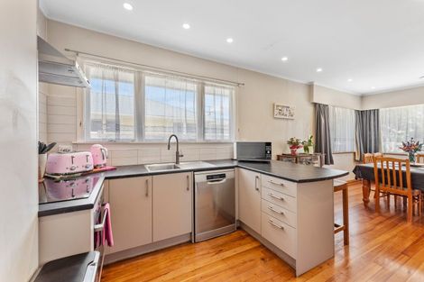 Photo of property in 27 Epuni Street, Hutt Central, Lower Hutt, 5011