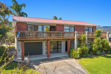 Photo of property in 5m Te Kaha Hotel Road, Te Kaha, 3199