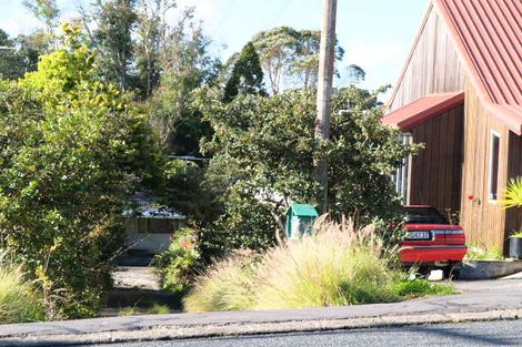 Photo of property in 56 Pah Road, Cockle Bay, Auckland, 2014