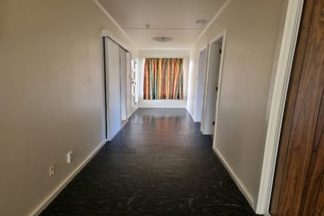 Photo of property in 1 Wavell Crescent, Lansdowne, Masterton, 5810