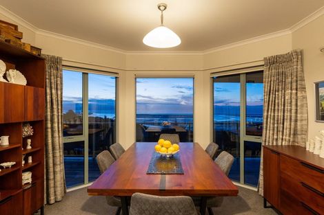 Photo of property in 21 Ledbury Road, Atawhai, Nelson, 7010