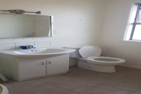 Photo of property in 17 Te Manuao Road, Otaki, 5512