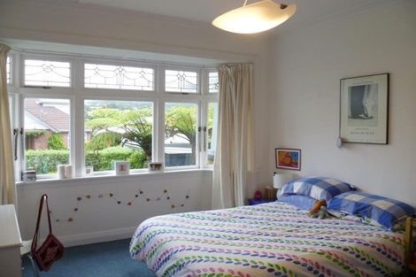 Photo of property in 61 Creswick Terrace, Northland, Wellington, 6012