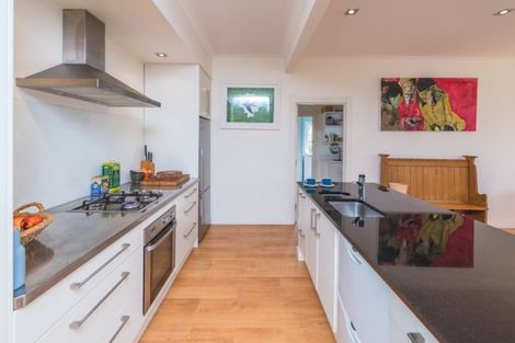 Photo of property in 18 Grey Street, College Estate, Whanganui, 4500