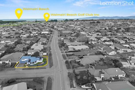 Photo of property in 2 Anglesea Avenue, Parklands, Christchurch, 8083