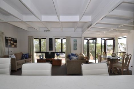 Photo of property in 25 Jubilee Drive, Pauanui, Hikuai, 3579