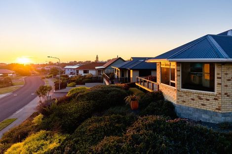 Photo of property in 19 Fyffe Avenue, Kaikoura, 7300