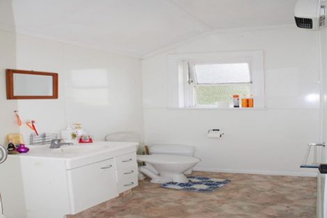 Photo of property in 177 Clyde Street, Balclutha, 9230