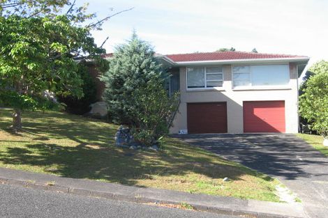 Photo of property in 17 Agincourt Street, Glenfield, Auckland, 0629
