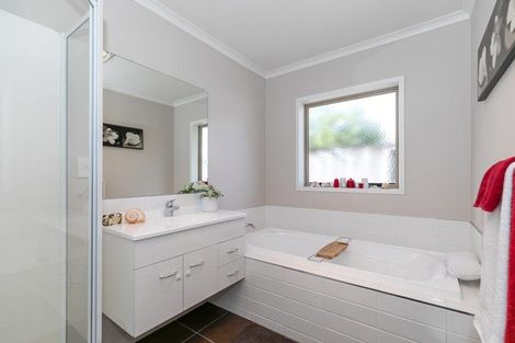 Photo of property in 1796 River Road, Flagstaff, Hamilton, 3210