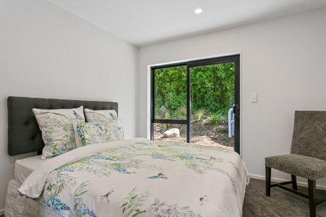 Photo of property in 7 Winnie Close, Acacia Bay, Taupo, 3330