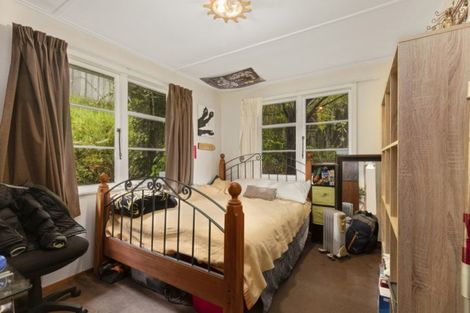 Photo of property in 274 George Street, Stokes Valley, Lower Hutt, 5019