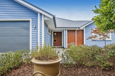 Photo of property in 11 Courtfield Close, Parklands, Christchurch, 8083