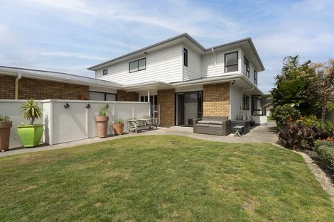Photo of property in 14 Ronald Woolf Place, Churton Park, Wellington, 6037