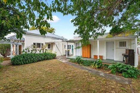 Photo of property in 93 Regent Street, Martinborough, 5711